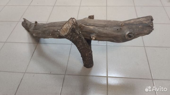 Коряга для декора рыба