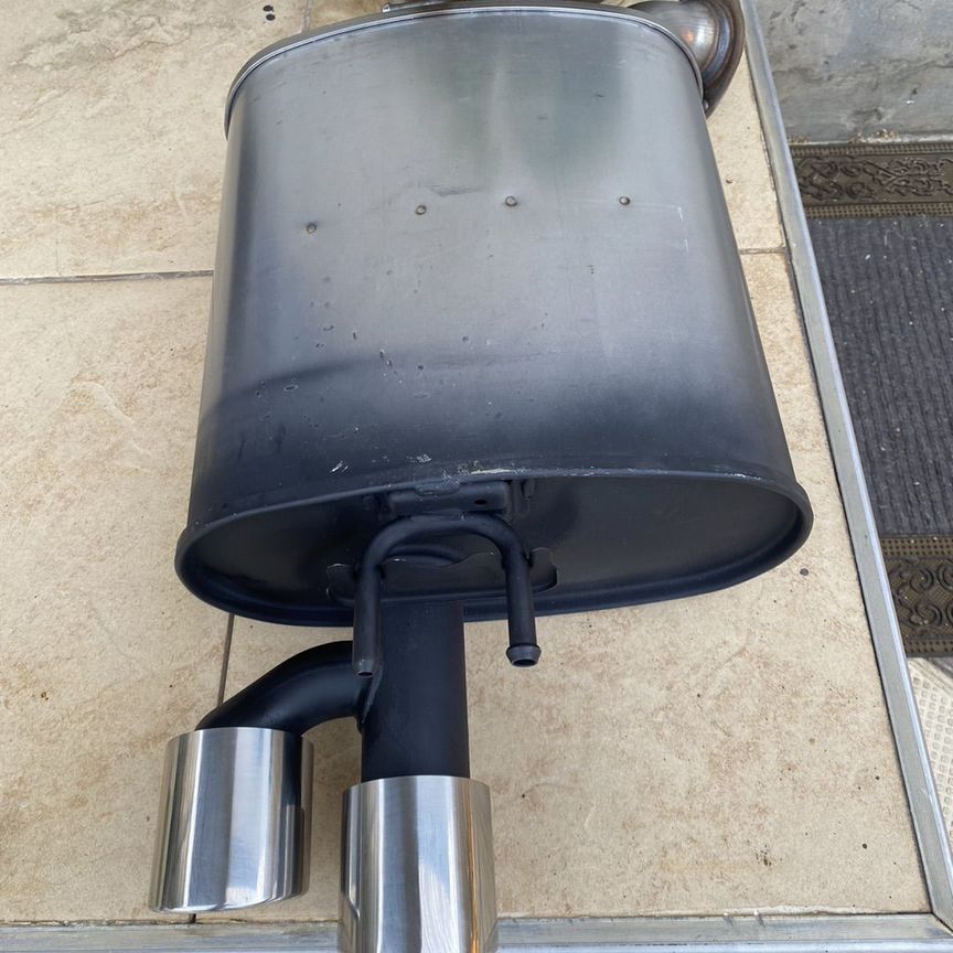 глушитель левый камри - Купить автозапчасти у проверенных