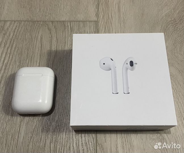 Беспроводные наушники apple airpods 1