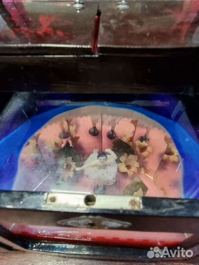 Антикварная музыкальная шкатулка с балериной, Япон