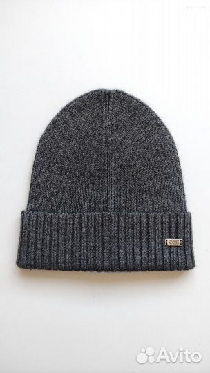 Вязаная шапка мужская