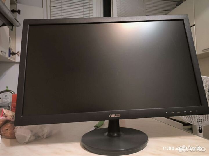 Mонитор Asus 23дюйма