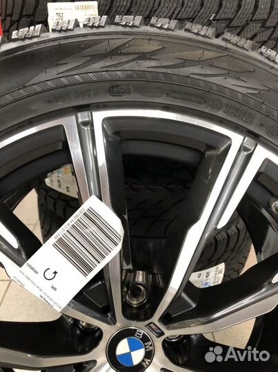 BMW 740 М стиль X5 G05 оригинал R20 зима