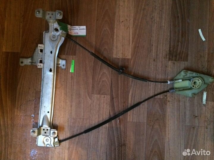 Электростеклоподъемник задний лев. Renault Fluence