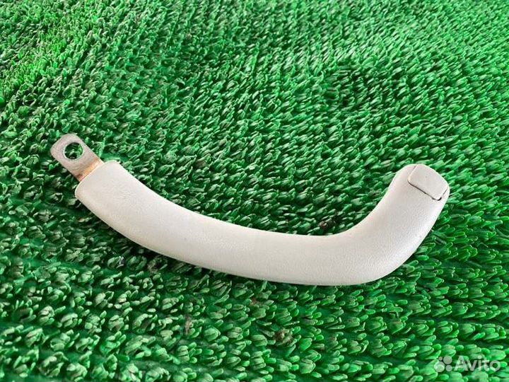 Ручка салона прав. зад. Toyota Land cruiser