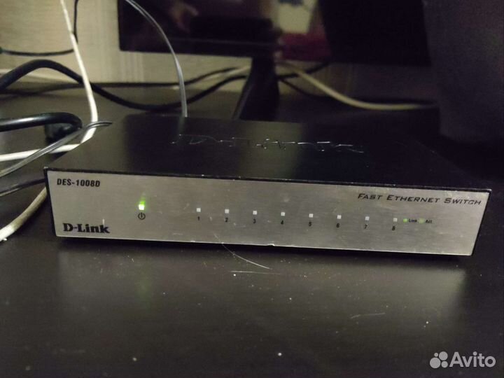 Коммутатор d-link des-1008d
