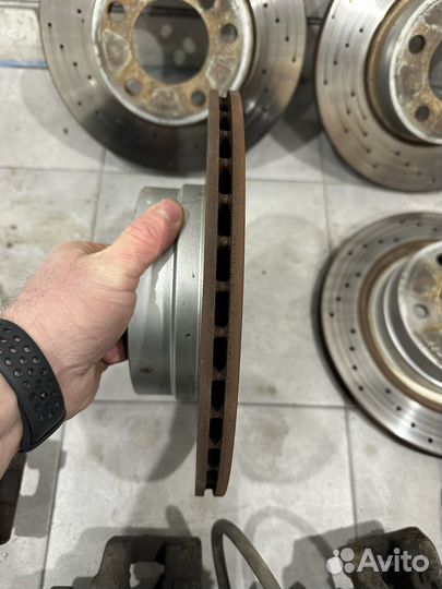 Штатные тормоза на BMW F30 320i