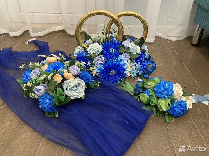 Украшения и свадебные машины