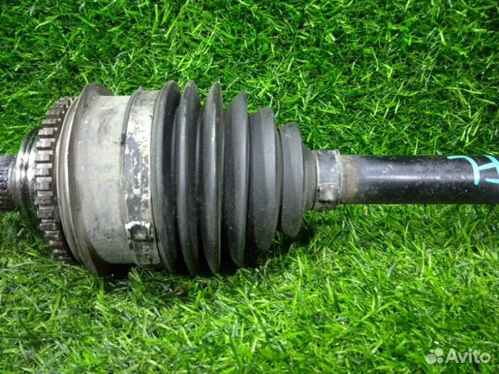 Привод передний левый Subaru Forester SG5 EJ202