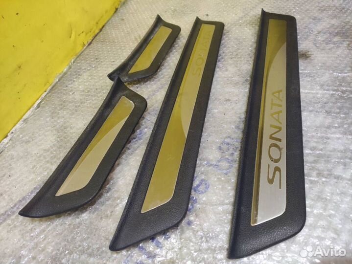 Задняя правая Накладка порога Hyundai Sonata 7 LF