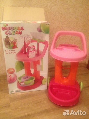 Много игрушек