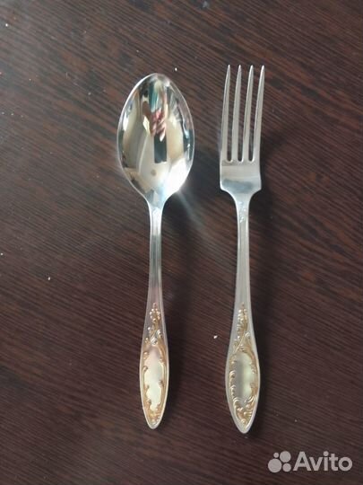 Набор столовых приборов мельхиор с позолотой)