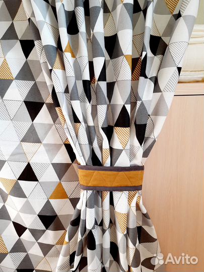 Шторы для кухни новые