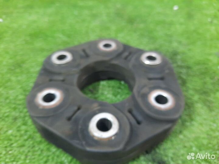 Эластичная муфта карданного вала Mercedes C220