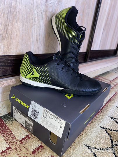 Детские футбольные бутсы 35 размер