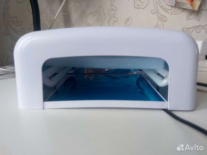 Лампа для ногтей