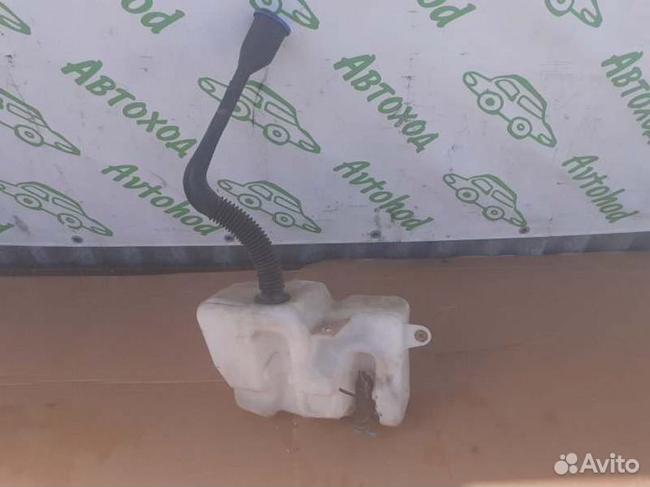 Бачок омывателя передний Land Rover Discovery 3