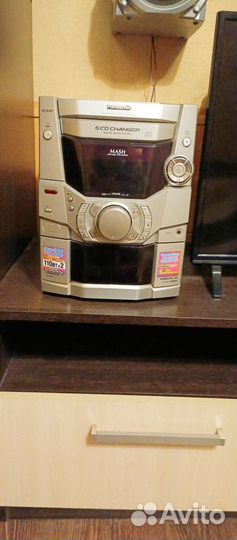 Музыкальный центр 