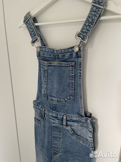 Джинсовый комбинезон H&M