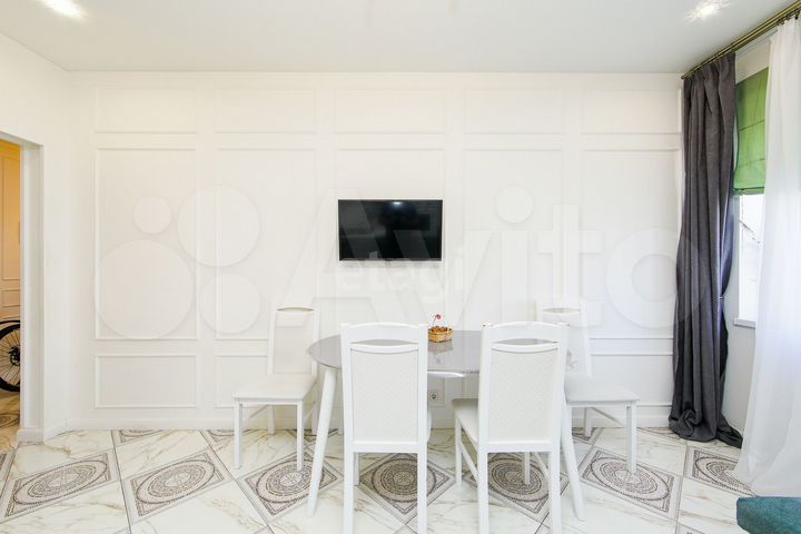 3-к. квартира, 70 м², 1/9 эт.