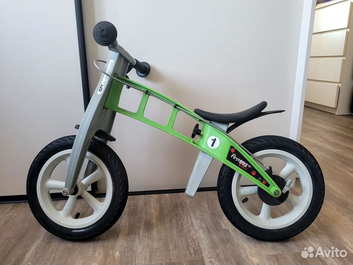 Беговел firstbike для малышей