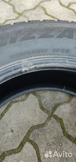 Bridgestone Blizzak DM-V2 225/65 R17 102S