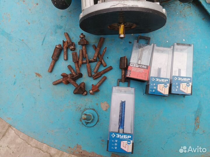 Фрезер bosch pof 1200 ae