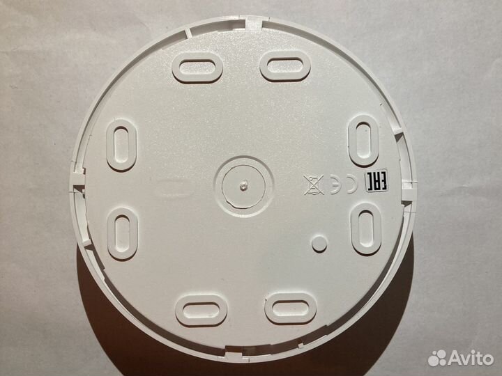 Извещатель охранный объемный оптико-электронный