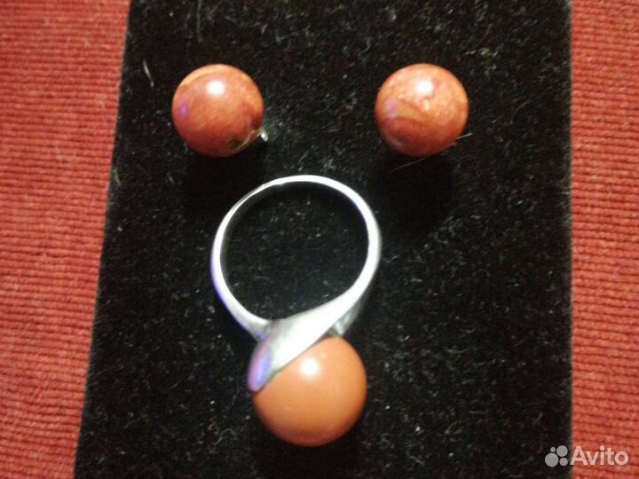 Серебряное кольцо и серьги гвоздики 925 проба