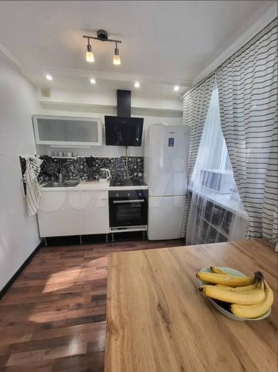 2-к. квартира, 53 м², 2/2 эт.