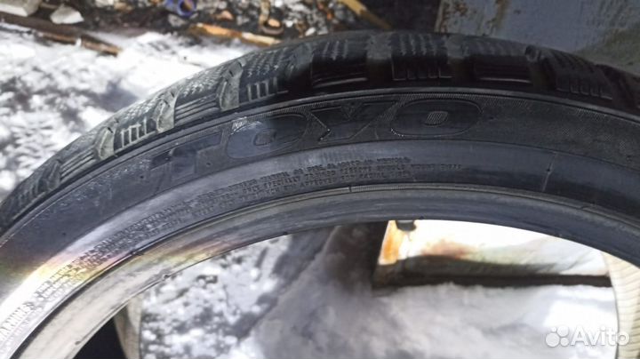 Toyo Observe G3-Ice 285/30 R21