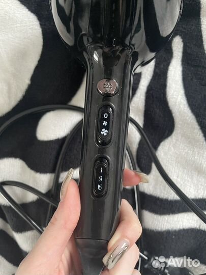 Мощный фен с ионизацией