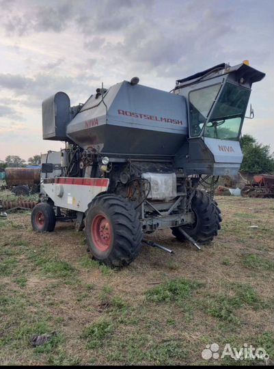 Комбайн Нива-Сельхозтехника СКА-5, 2009