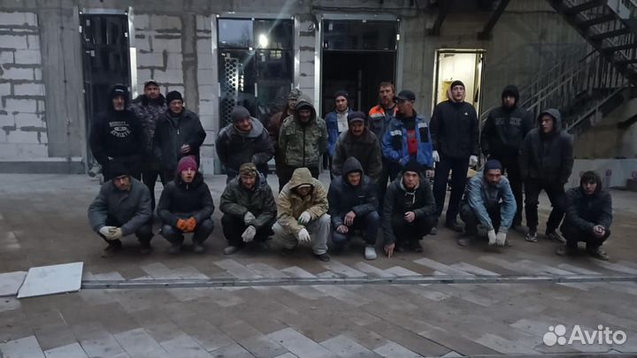 Строители разнорабочие