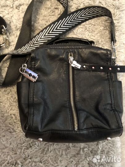 Сумки кожаные женские