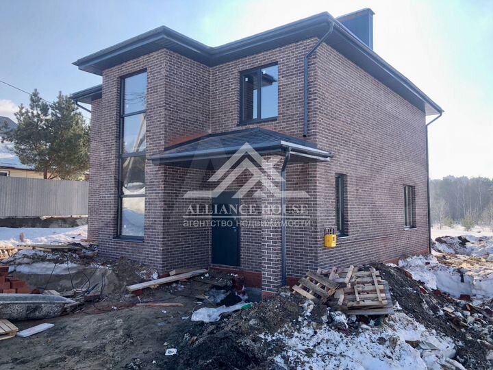 Коттедж 160 м² на участке 5,5 сот.