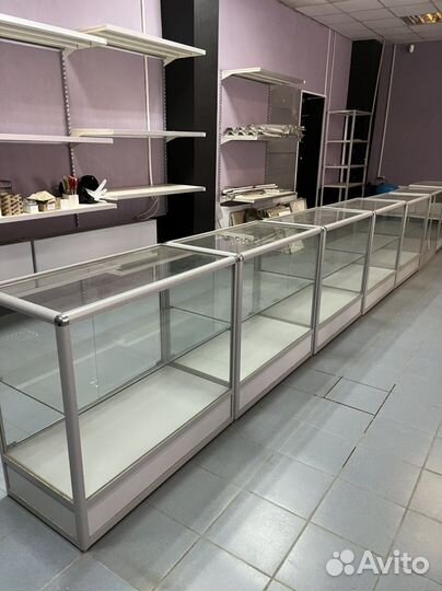 Витрины магазинные стеклянные