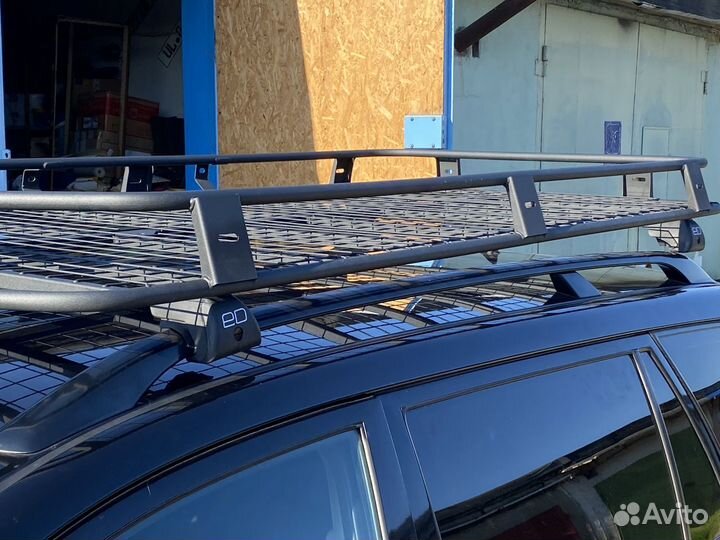 Автомобильный багажник