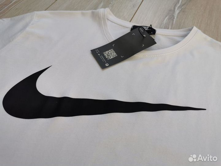 Футболка Nike