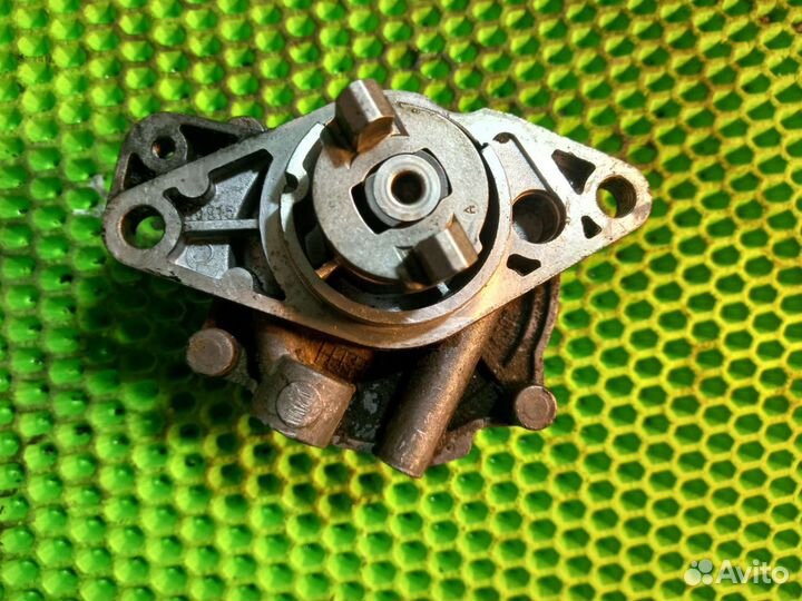 Вакуумный насос Opel Corsa