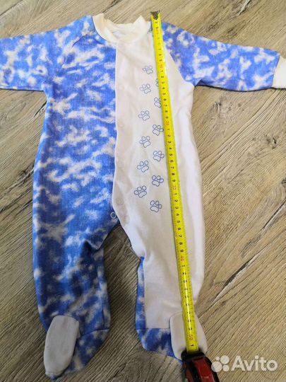 Комбинезон на новорожденного 50 размер