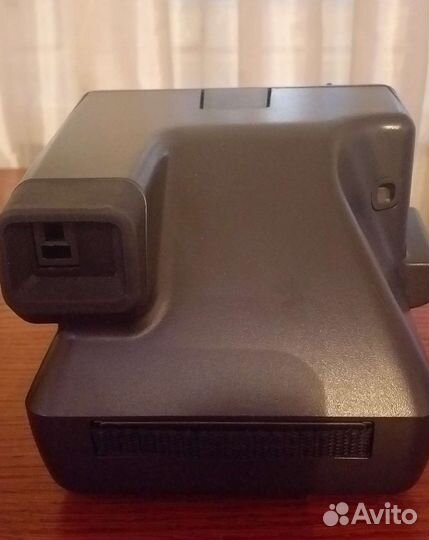 Фотоаппарат моментальной печати polaroid