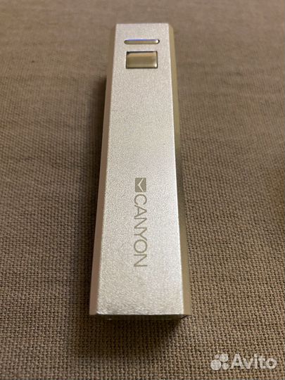 Повербанк canyon