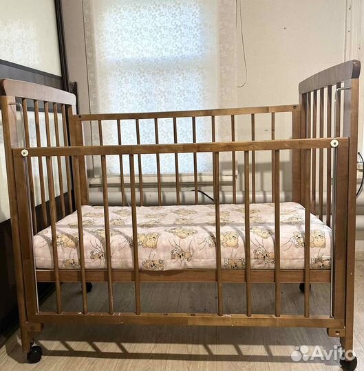 Детская кроватка Можга Красная звезда с матрасом