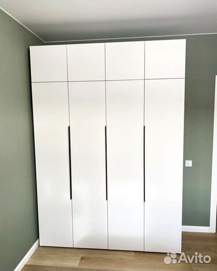 Красивый шкаф