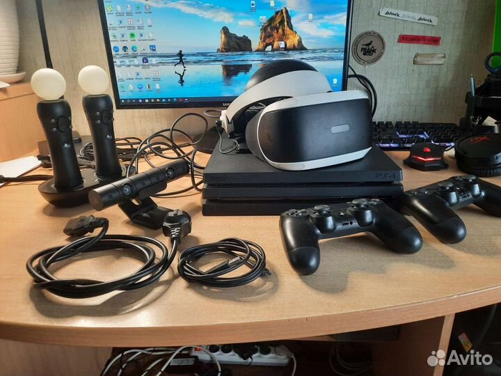 Sony playstation 4 pro 1tb + Sony VR 1 + игра