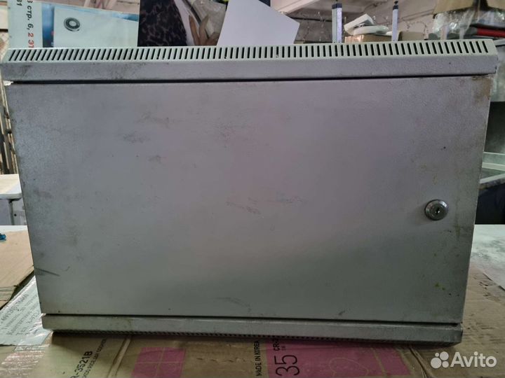 Шкаф серверный 600х410х400 железная дверца
