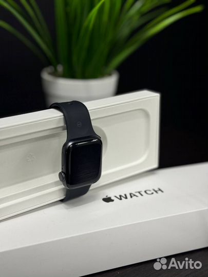 Часы Apple Watch SE 40 mm