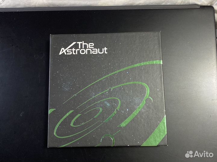 Продам альбом джина