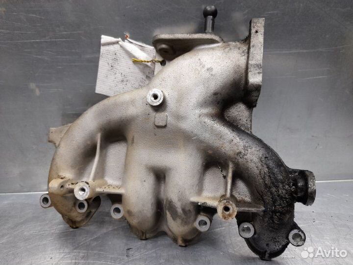 Коллектор впускной Volkswagen Golf 4 1997-2005